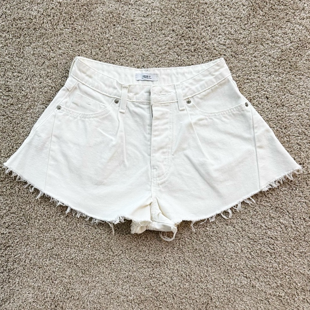 Forever 21 White Denim Women's Shorts Size 24